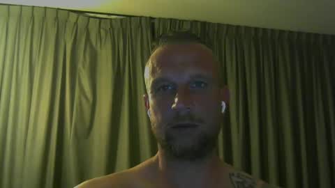 sence08 online show from April 2, 10:28 pm