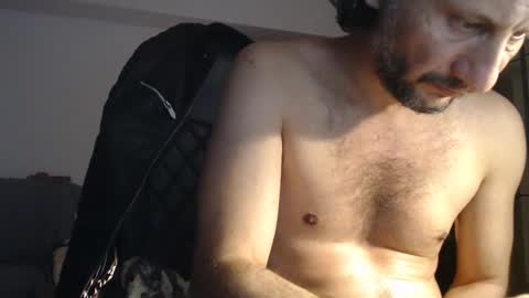 Snapshot of senorneby chatting on October 15, 7:32 pm senorneby online show from October 15, 7:32 pm