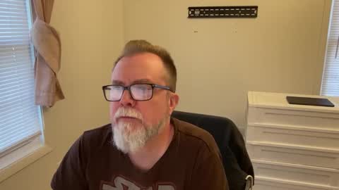 Daddy Dave online show from December 4, 2:26 pm