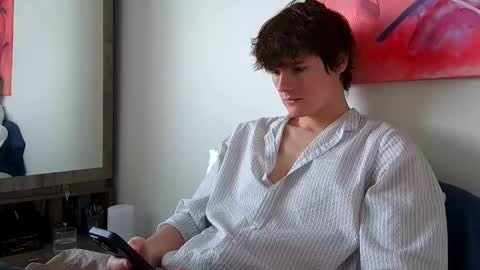 Cam online show from February 17, 8:04 pm