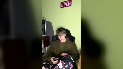 Sergiooo 3 online show from April 19, 7:05 pm