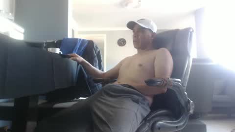 Snapshot of serioyhetero19 chatting on January 14, 9:51 pm hetero serio discreto online show from January 14, 9:51 pm