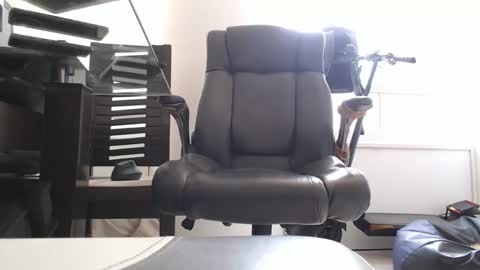 Snapshot of serioyhetero19 chatting on October 6, 7:18 pm hetero serio discreto online show from October 6, 7:18 pm