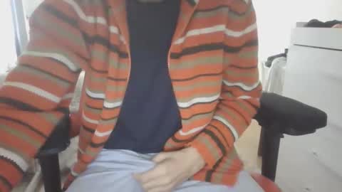 sero98313230 online show from December 1, 8:06 am