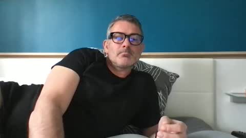 sesamechris92 online show from April 13, 10:38 am