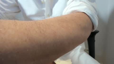 Lets have fun online show from February 18, 1:00 pm