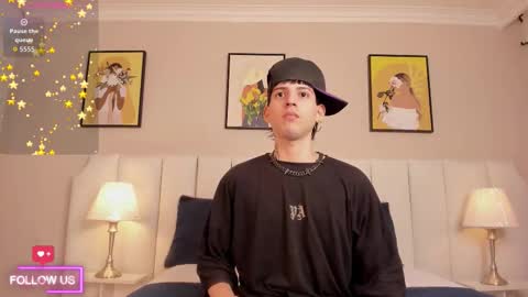 Sett and Gwen online show from March 3, 3:58 am