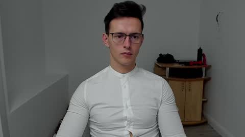 Sexxymuscles4U online show from December 12, 6:57 am