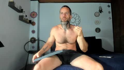 Antonio online show from April 2, 4:26 pm