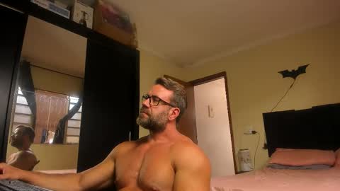 chris online show from February 9, 4:22 pm