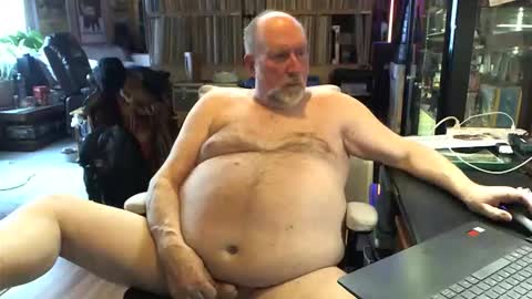 Grizz Lee Bear online show from January 15, 12:52 pm