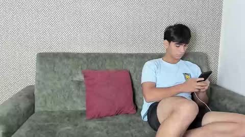Snapshot of sexys_boys18 chatting on March 7, 1:40 pm MATIAS-18   THIAHO -18  MAX-19  NICOKALY-19  CAIN-19   MOD ESTEBAN online show from March 7, 1:40 pm