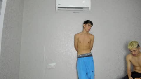 Snapshot of sexys_boys18 chatting on December 7, 3:30 pm MATIAS-18   THIAHO -18  MAX-19  NICOKALY-19  CAIN-19   MOD ESTEBAN online show from December 7, 3:30 pm