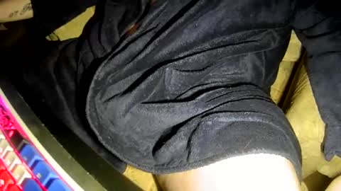 no face online show from November 8, 9:56 am