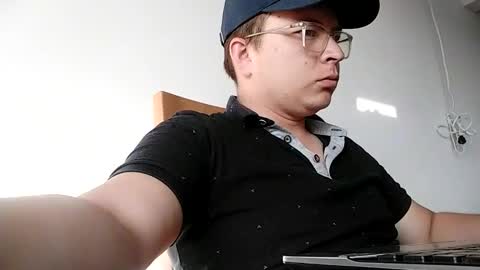 sfebz online show from October 26, 9:28 pm