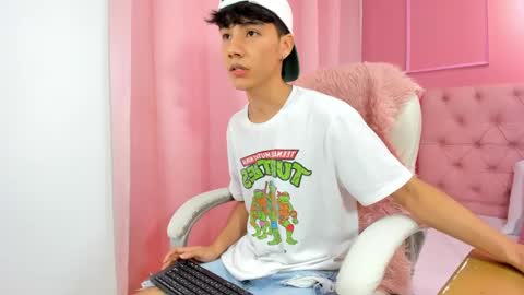 shady_stone online show from February 17, 9:19 pm