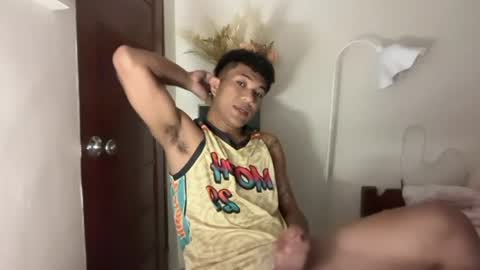 shake_raytow34 online show from June 29, 2:50 pm