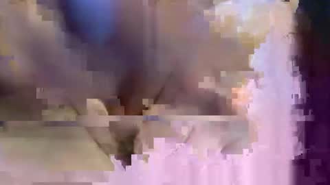 shapelyhelm1 online show from February 21, 10:39 am