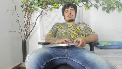 Snapshot of sharkmerlin chatting on October 26, 2:57 am jhon deibyd online show from October 26, 2:57 am