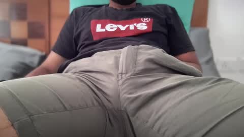 Snapshot of shash2014 chatting on March 1, 5:53 am Shashii online show from March 1, 5:53 am