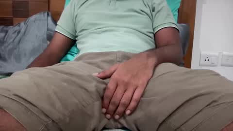 Snapshot of shash2014 chatting on February 11, 6:44 pm Shashii online show from February 11, 6:44 pm