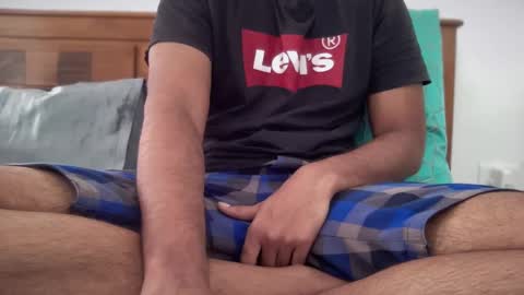 Snapshot of shash2014 chatting on February 3, 6:13 am Shashii online show from February 3, 6:13 am