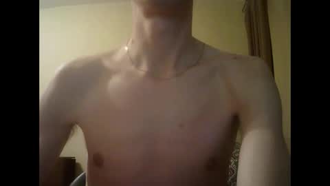 Snapshot of shedevr02 chatting on March 2, 6:46 pm Roger online show from March 2, 6:46 pm