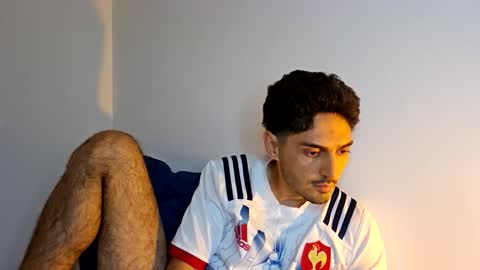 shhervin online show from December 1, 11:41 pm