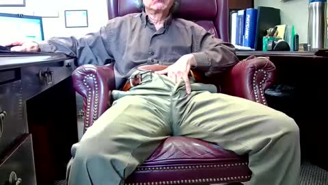 Snapshot of shootme69 chatting on February 28, 5:26 pm nikolas send dm for an appointment online show from February 28, 5:26 pm