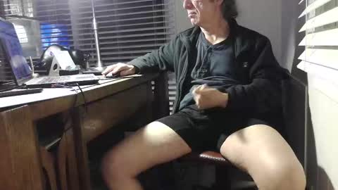 nikolas send dm for an appointment online show from March 9, 2:49 am