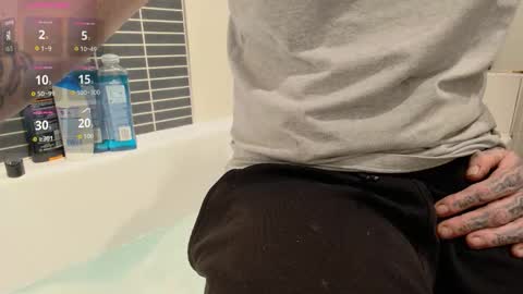 showofjay online show from September 23, 11:04 pm