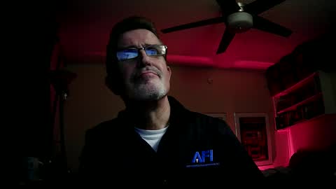 shrewtamer online show from December 24, 1:49 am