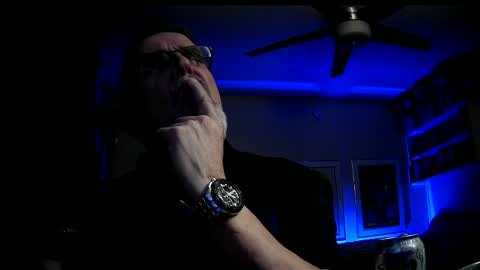 shrewtamer online show from December 17, 3:28 am