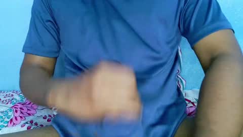 shyeyes online show from December 22, 2:27 pm