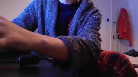 shyboy0533 online show from October 20, 6:01 pm