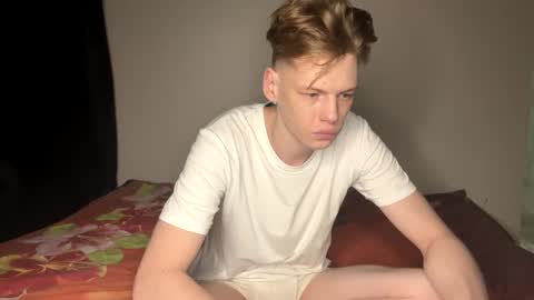 Tom and Betty online show from December 22, 7:52 pm