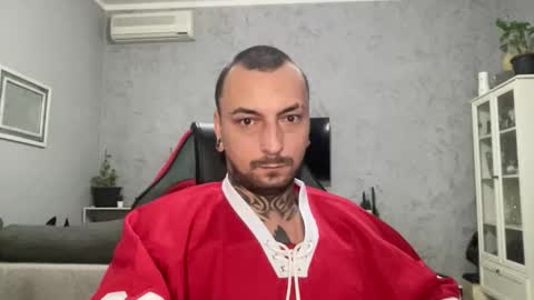 sidvicious23cm online show from December 4, 6:48 pm