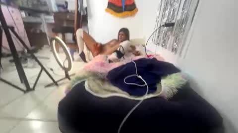 Snapshot of sigfrid1970 chatting on October 29, 7:44 am REXDRAGN Y MELODY501 online show from October 29, 7:44 am