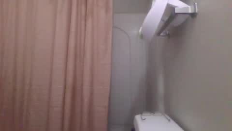 Snapshot of sikwitit625 chatting on January 2, 6:18 am Cdub625 online show from January 2, 6:18 am