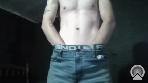 Snapshot of sikwitit625 chatting on December 28, 6:17 am Cdub625 online show from December 28, 6:17 am