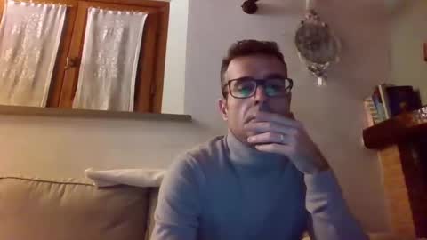 Snapshot of simmeturbate chatting on January 25, 9:04 pm Italiandaddyitalydickassbottomassholecomshowmasturbatenudeboyitalyatleticcutemuscolarhardcockdickboy online show from January 25, 9:04 pm