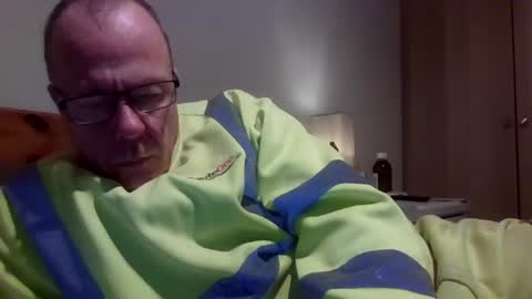 Snapshot of simon56691 chatting on February 14, 7:02 pm simon56691 online show from February 14, 7:02 pm