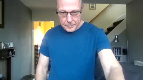 Snapshot of simon56691 chatting on March 7, 3:18 pm simon56691 online show from March 7, 3:18 pm