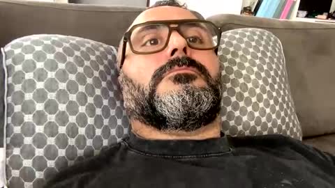 Si online show from May 3, 1:03 pm