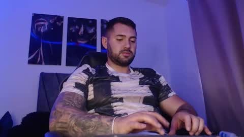 Simon online show from January 17, 9:54 pm