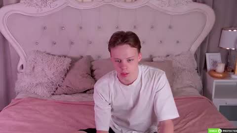 Simon online show from March 2, 8:32 am