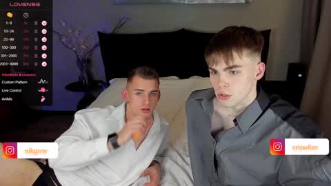 Snapshot of simonwnl chatting on January 21, 7:06 pm Simon online show from January 21, 7:06 pm