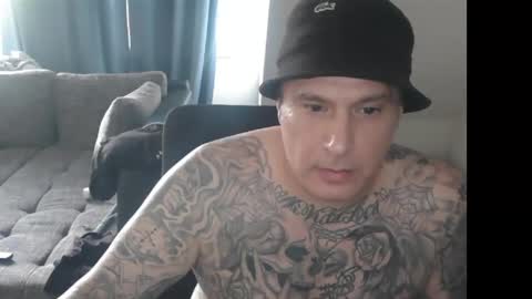 Snapshot of sinalco1975 chatting on September 19, 1:44 pm sinalco1975 online show from September 19, 1:44 pm