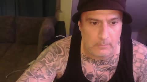 Snapshot of sinalco1975 chatting on November 1, 4:27 am sinalco1975 online show from November 1, 4:27 am