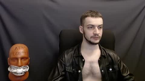 Sir Damien online show from December 14, 8:40 pm